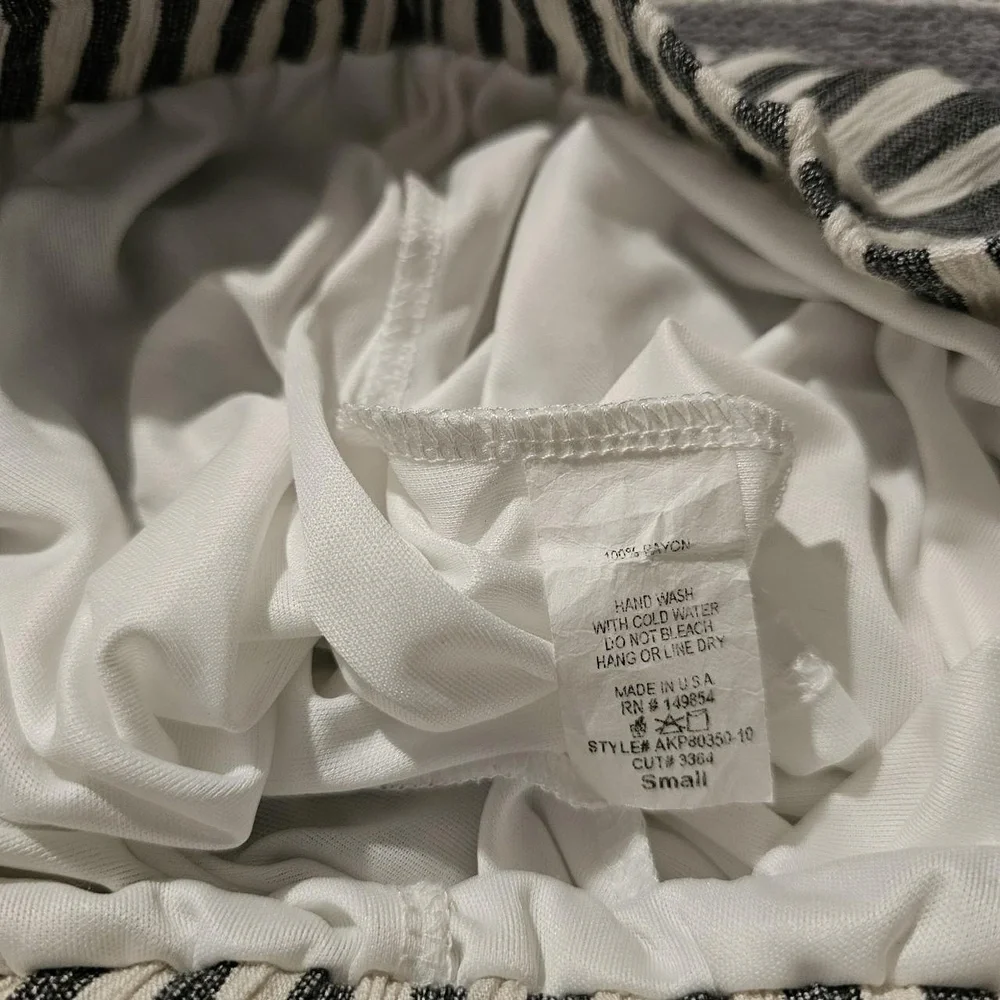 SADIE And SAGE White and Grey LooseFit Striped Boho Pants Womens Small‎